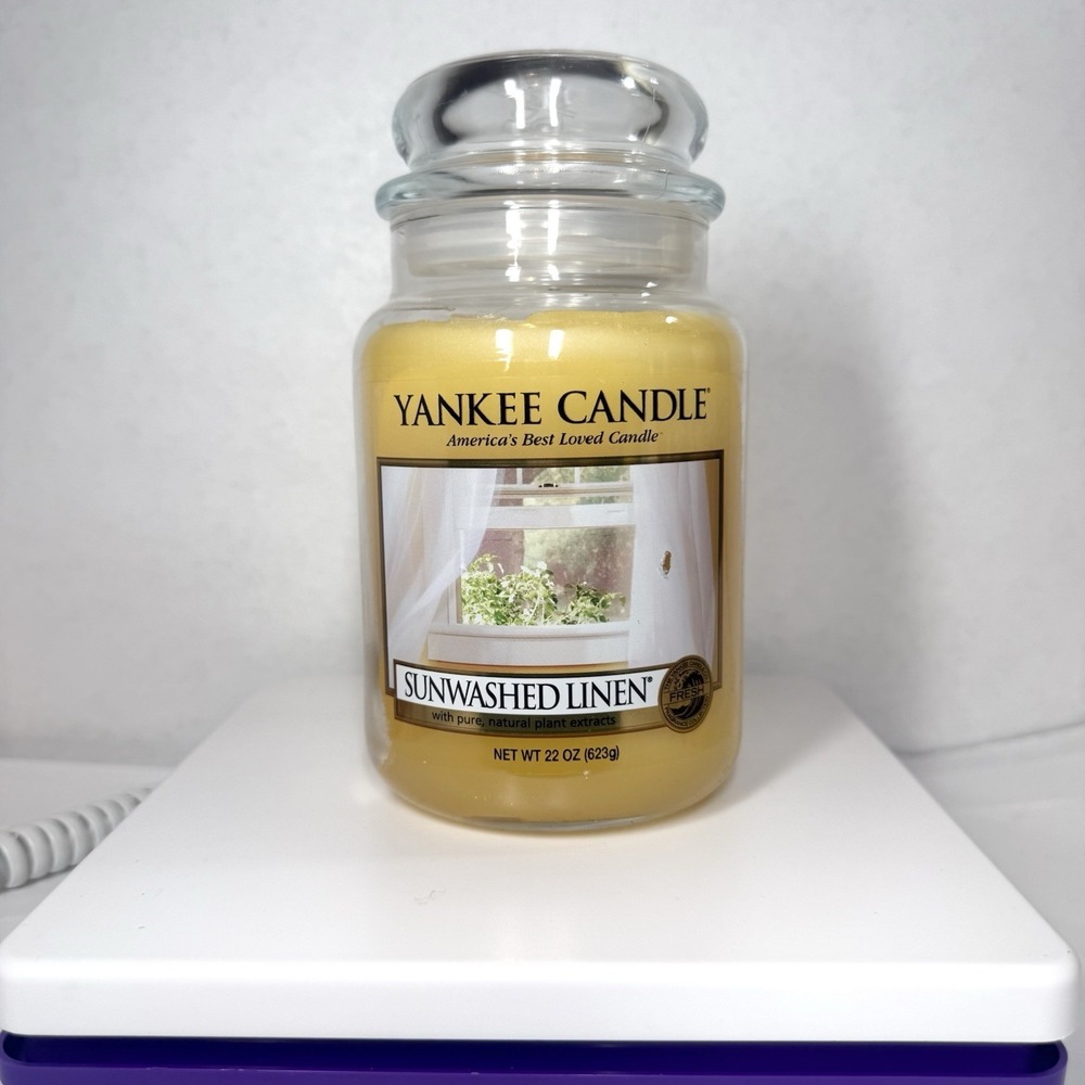 Yankee Candle Sunwashed Linen Large 22oz Natural Plant Extracts